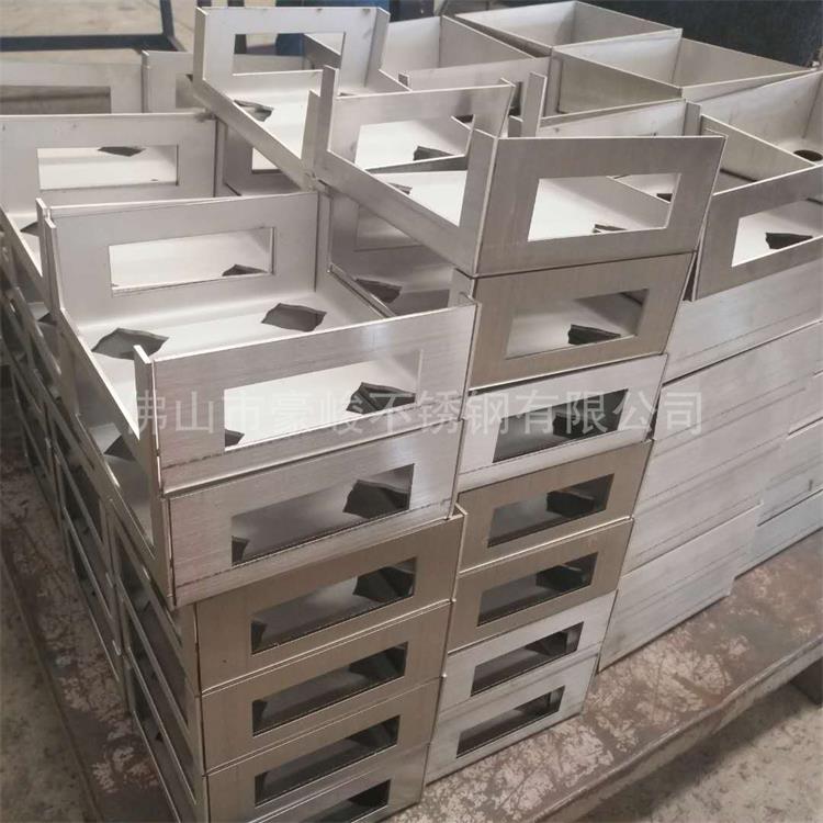 您在找機架焊接加工廠家嗎？